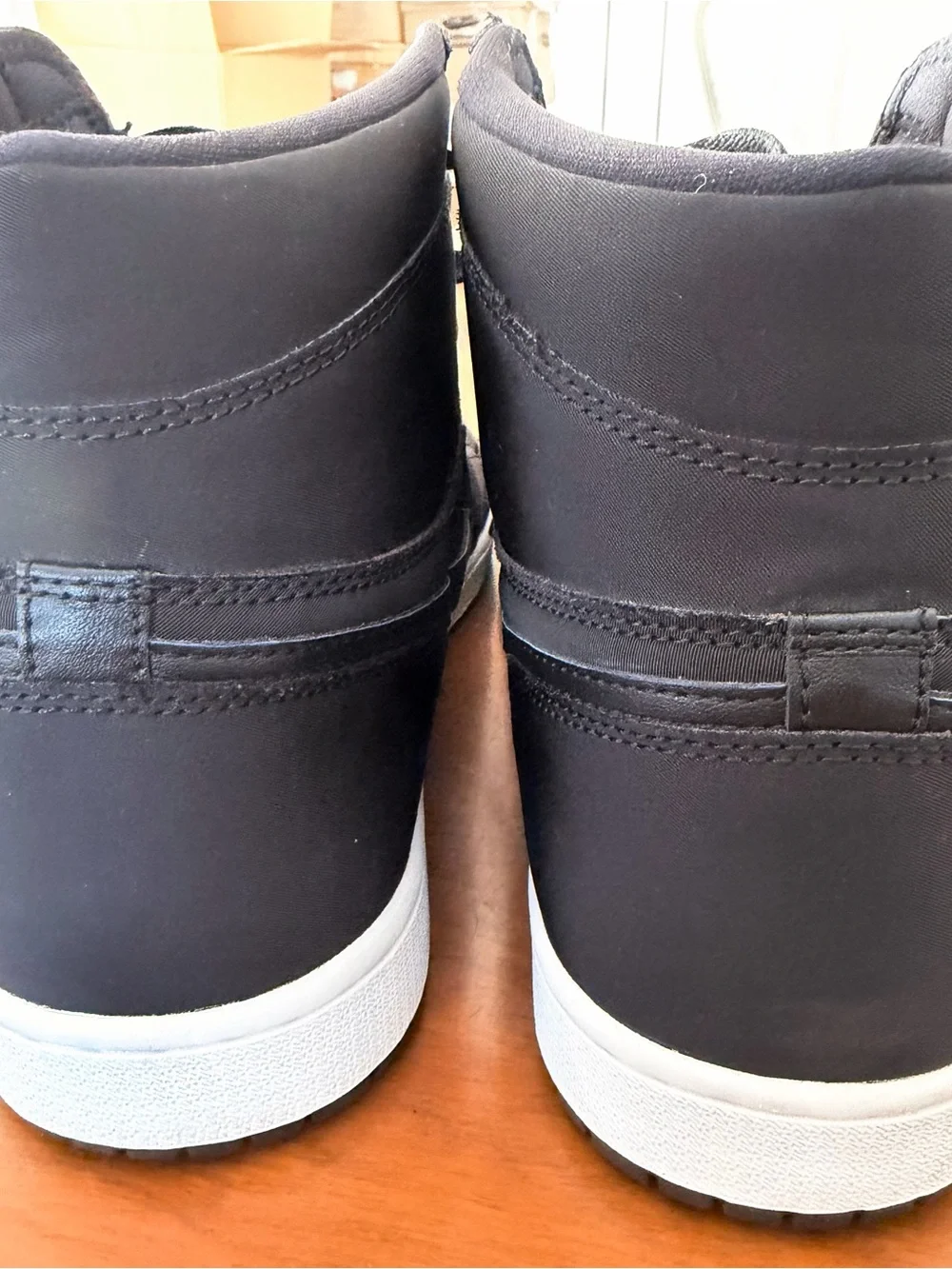 Paris Saint-Germain x Air Jordan 1 Retro High OG